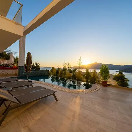Lumineux Kalkan Kaş