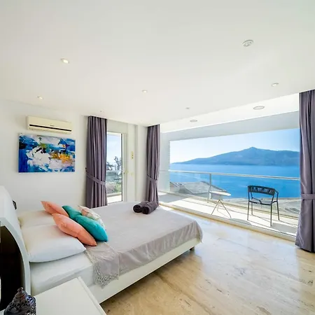 Lumineux Kalkan Villa *