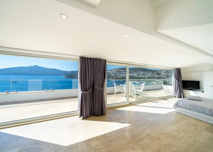 Lumineux Kalkan
