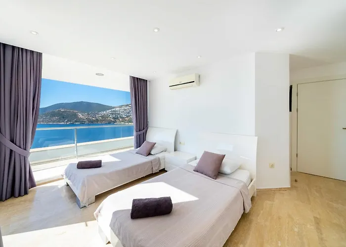 Lumineux Kalkan *