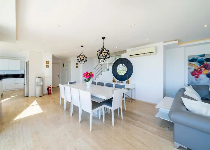 Lumineux Kalkan