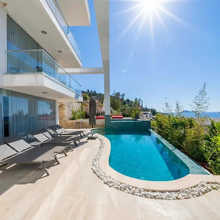 Lumineux Kalkan Villa *